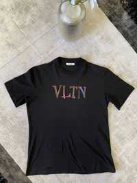 Tricou Valentino-calitate de top