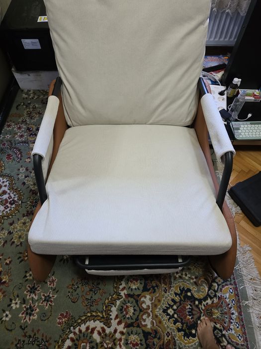 Fotoliu balansoar recliner. Nou