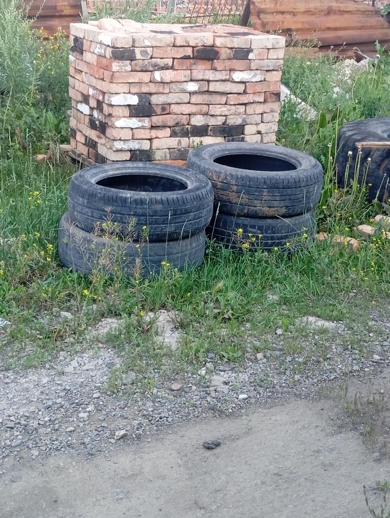 Шины летние 6шт а зимние 1 шт