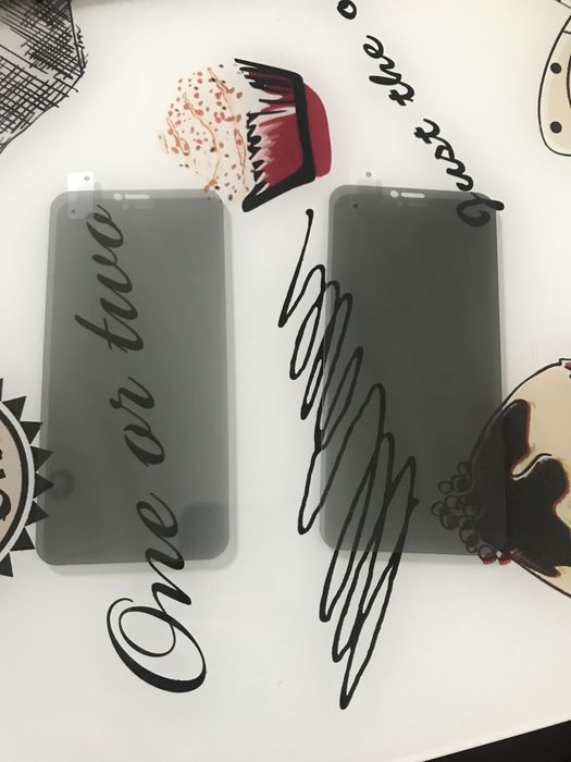 Vand 2 folii iphone 11 privacy