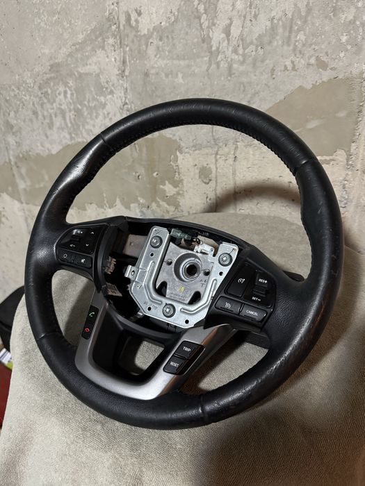 Волан Kia Rio 12/15г