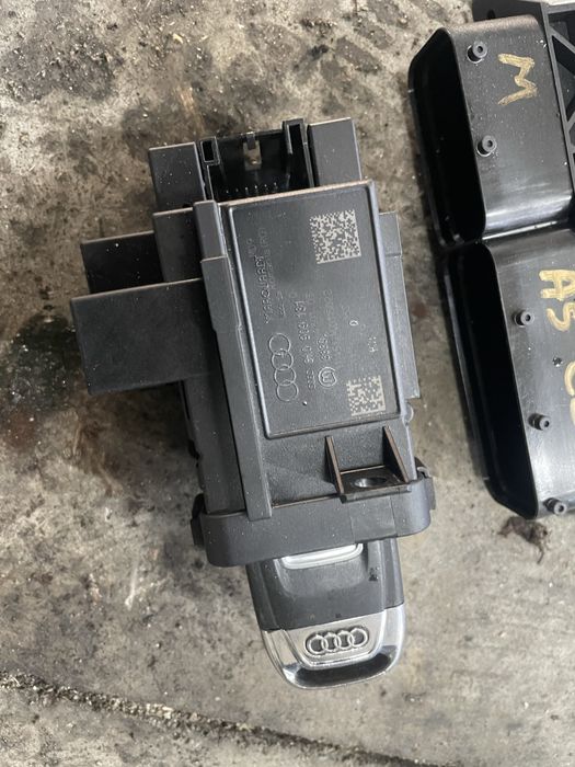 Contact + cheie Audi A4 A5 b8 2008+