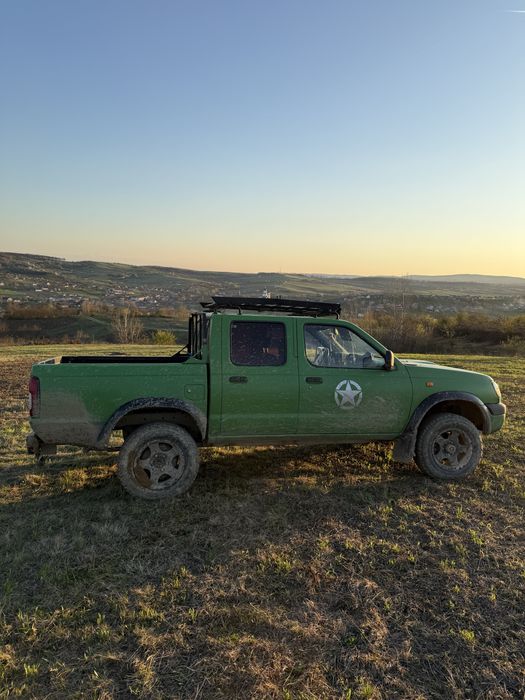Nissan Navara 2.5