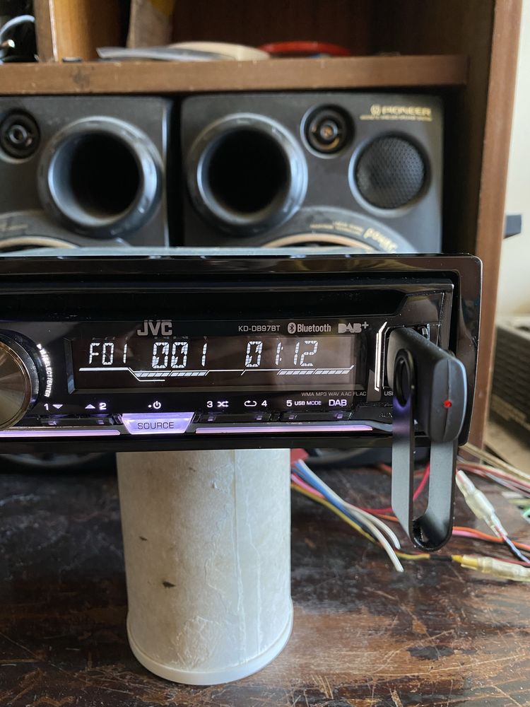 JVC KD-DB97BT- ВИСОК КЛАС -BLUETOOTH, USB, CD, Радио плеър за кола сд