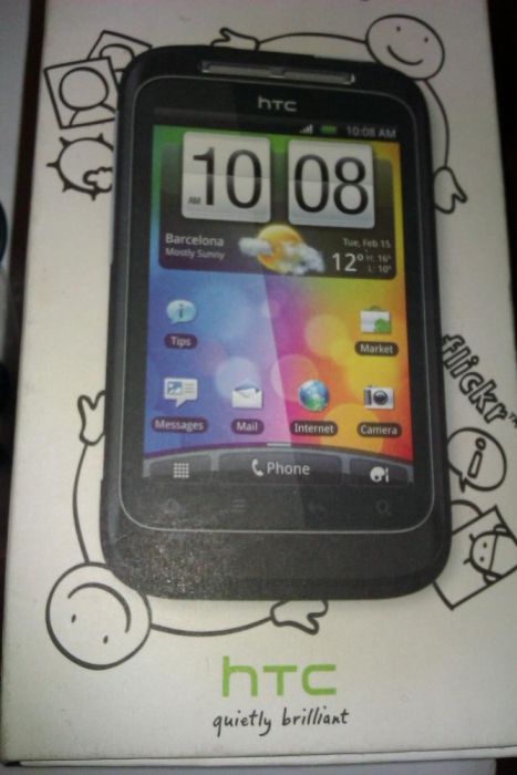 Телефон HTC Wildfire S