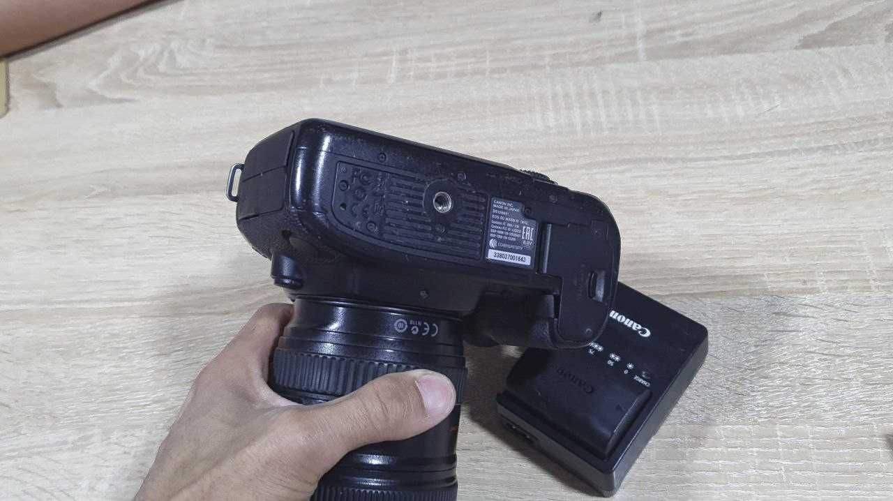 Canon EOS 5D mark IV + 24-105mm f/4 IS USM Canon EFкоробка документ