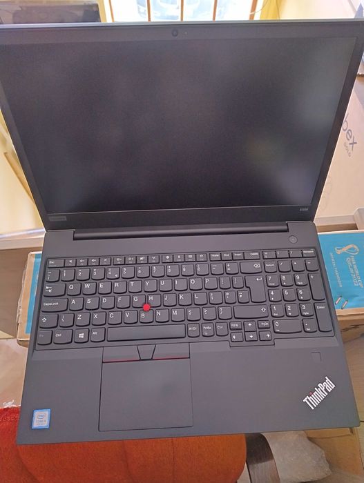 Lenovo ThinkPad E590, 15.6" FHD, i5-8265U, 8GB, 128GB nVme