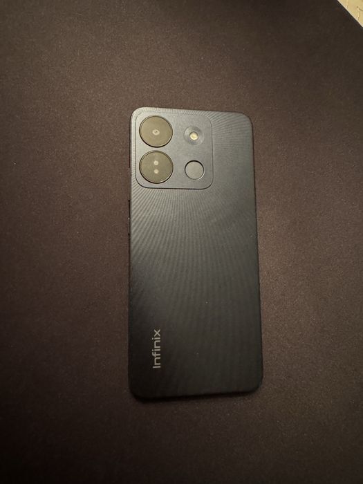 Телефон Infinix smart 7