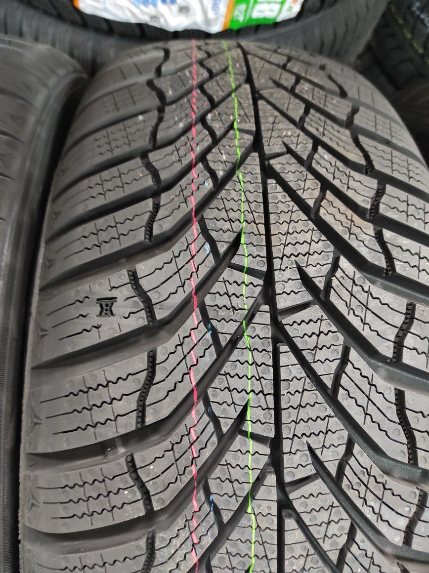 Зимни гуми Kumho 205/55/16 dot 2823