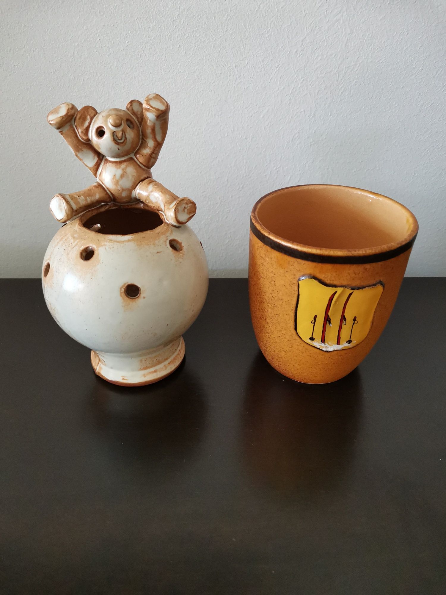 Ceramică vintage pictată manual