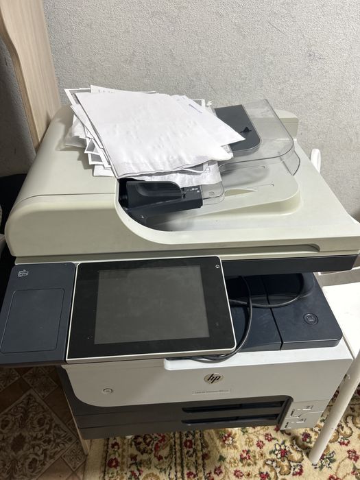 Продается принтер HP LaserJet Enterprise M525 MFP