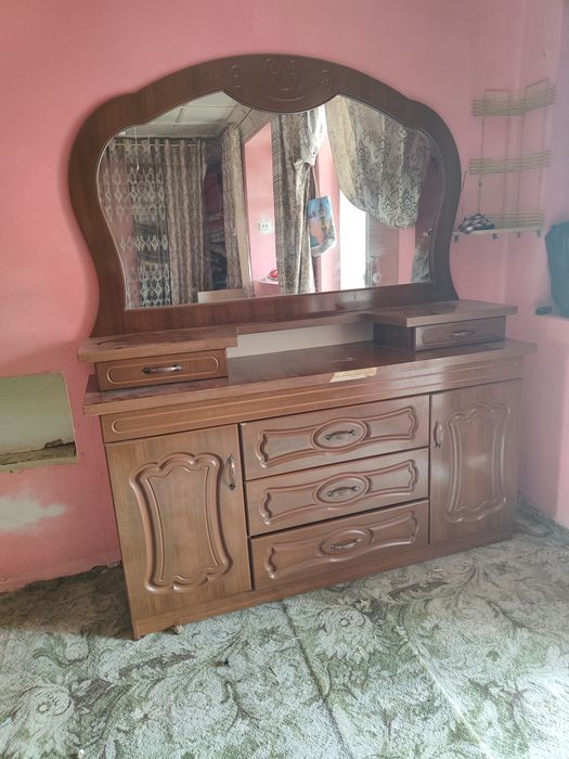 Спальный гарнитур сотилади