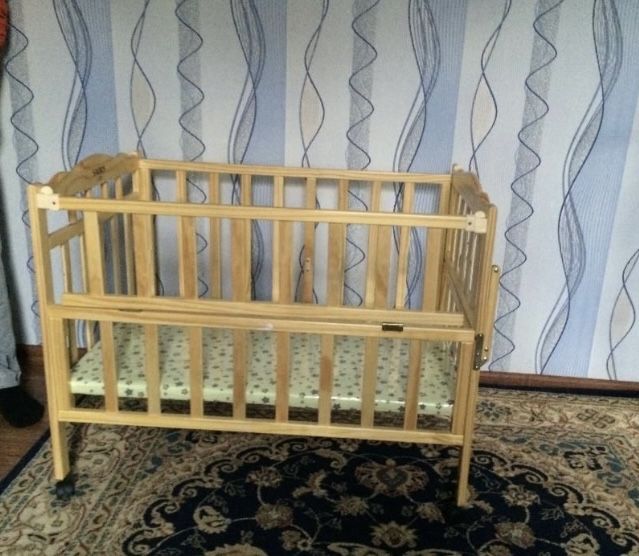 Детский кровать (манеж)
