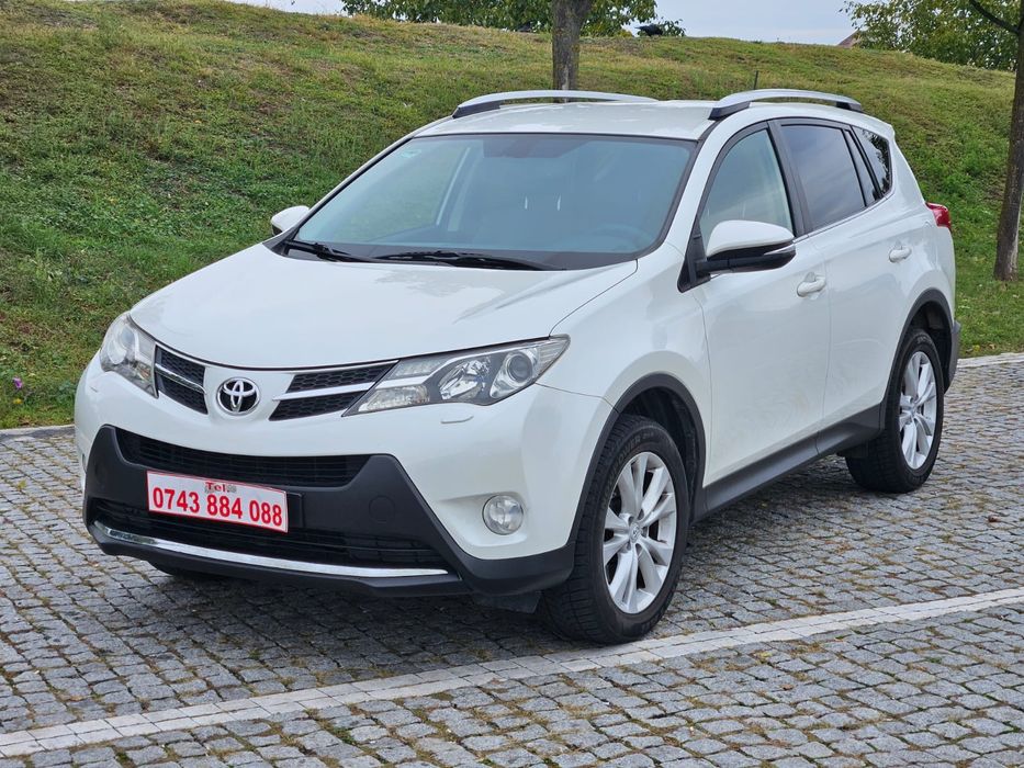 Toyota Raw-4 An 2014-11 Motor 2.0 Diesel Tracțiune 4x4 La Buton