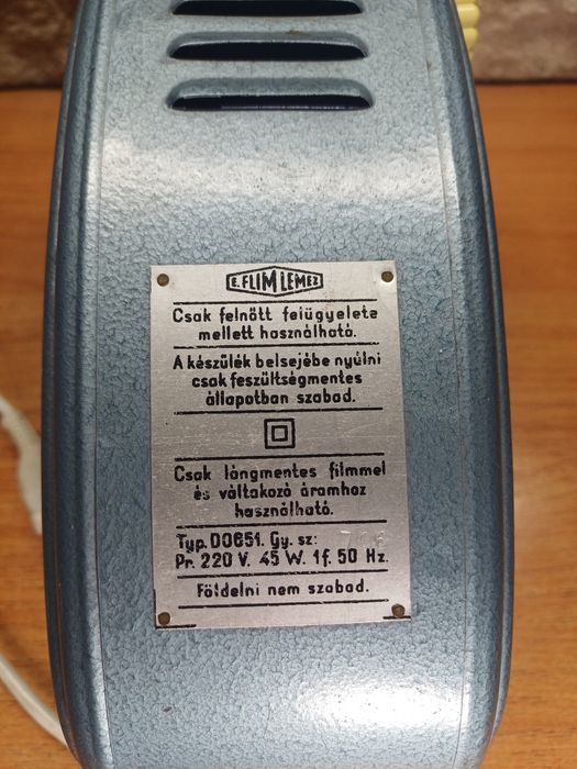 Vand proiector de diafilme