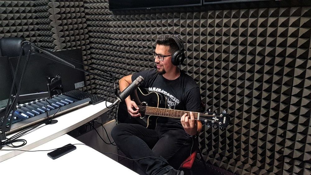 Lecții (cursuri, meditatii) de chitară pentru începători