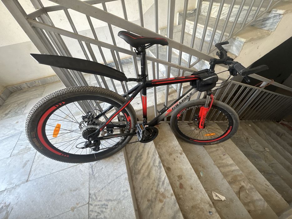 Holati yaxshi 650 ozgina kami bor  manzil termiz