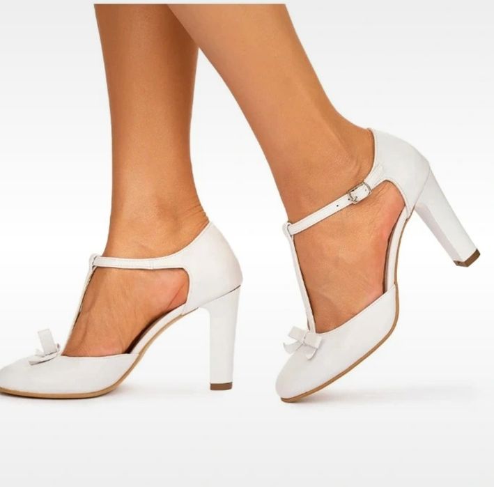 Pantofi eleganți albi de mireasa din piele naturala m.37