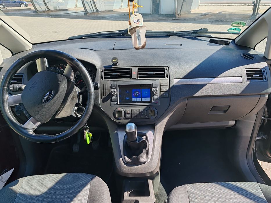Ford focus c-max variante schimb ofer diferență