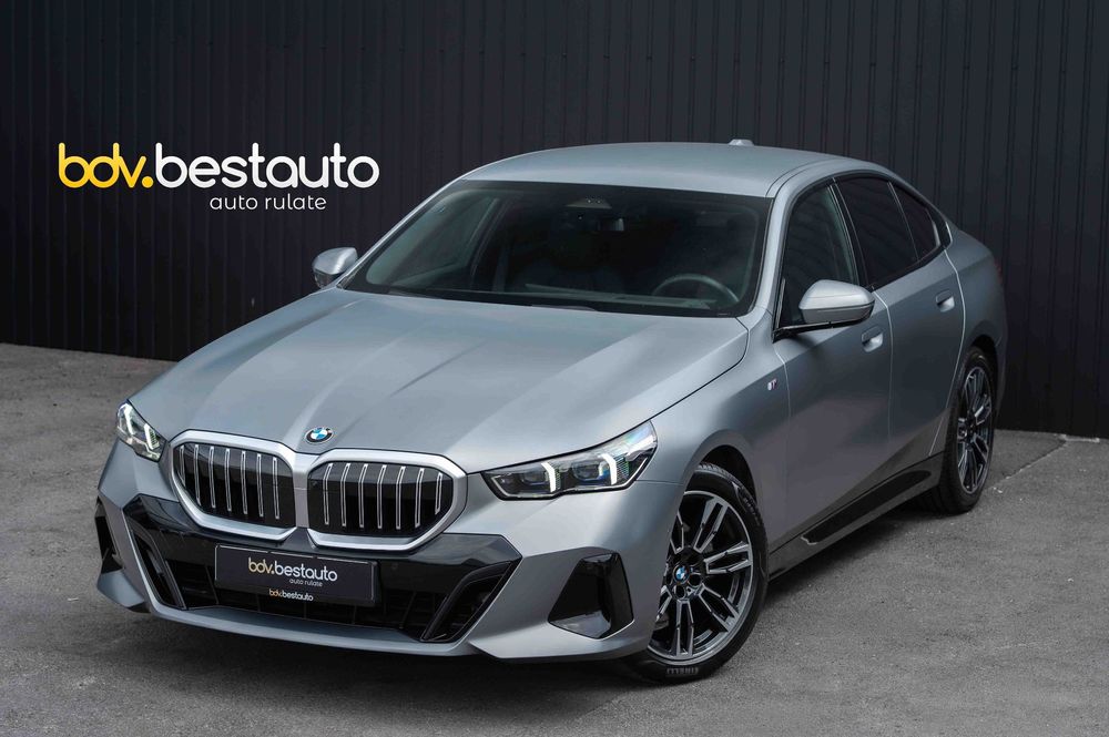 BMW Seria 5 BMW 520i M Sport / 360 / HUD / LED Adaptiv / Frozen Pure Grey / Asist