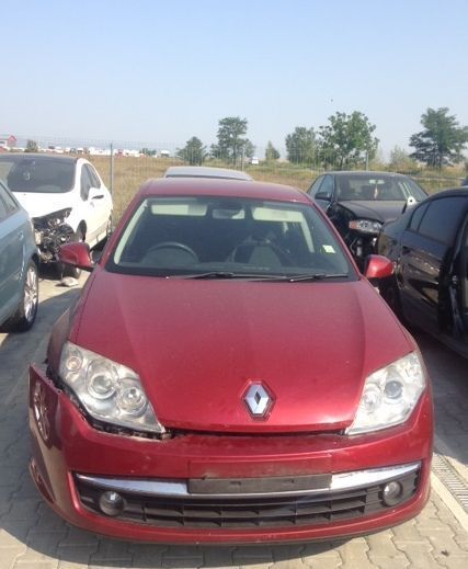 Dezmembram Renault Laguna 3 ,2.0dci,an fabricatie 2009