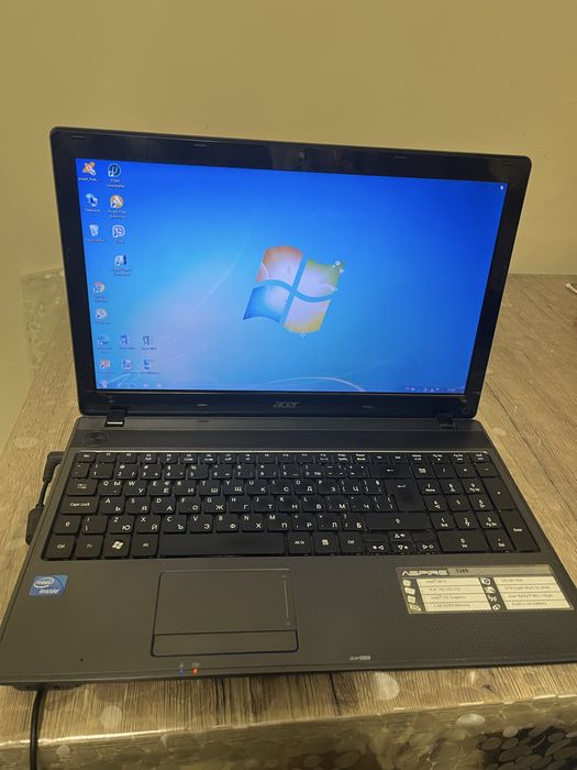 Лаптоп Acer + зарядно