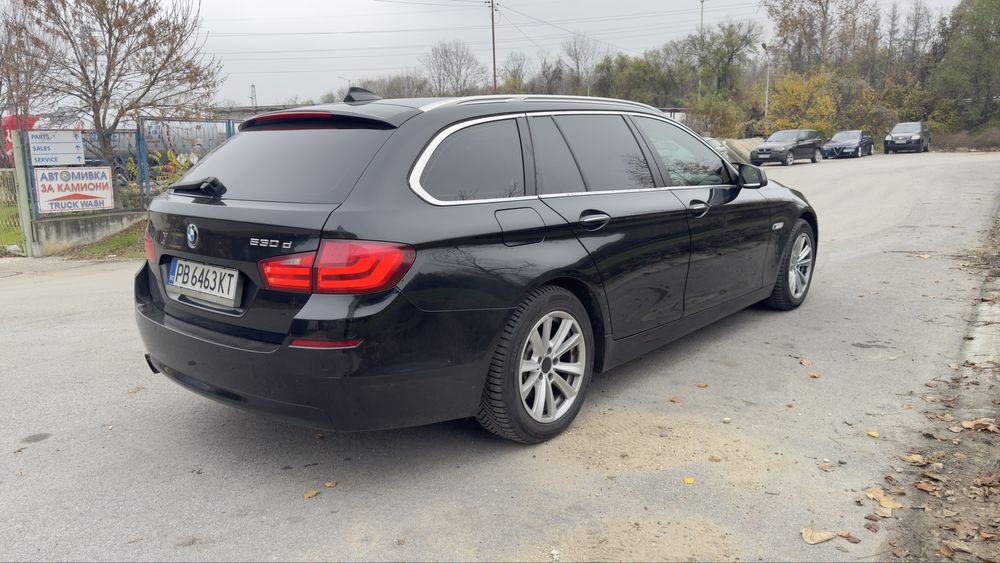 BMW F11 530d headup/360/softclose