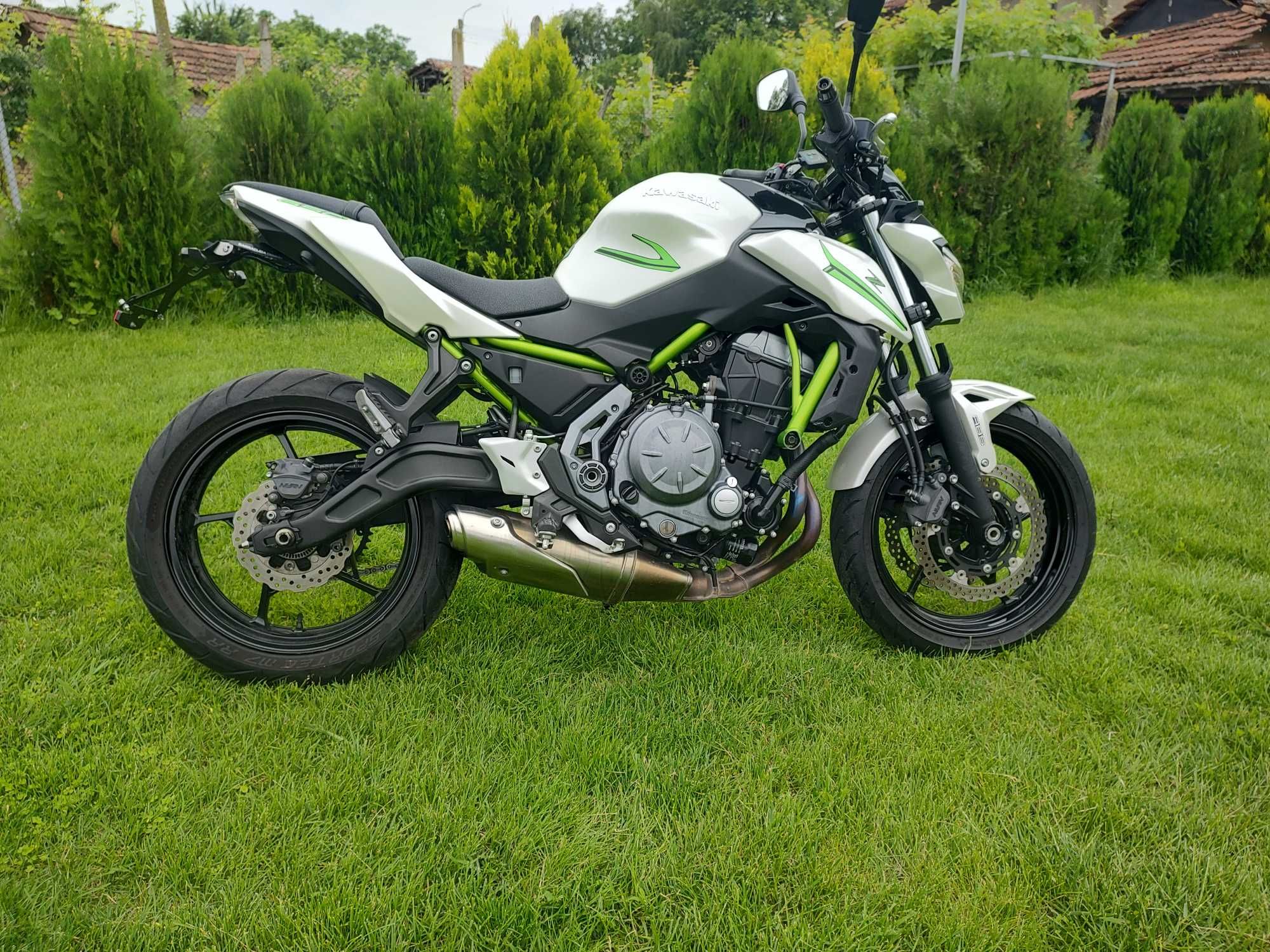 Мотоциклет Kawasaki z 650