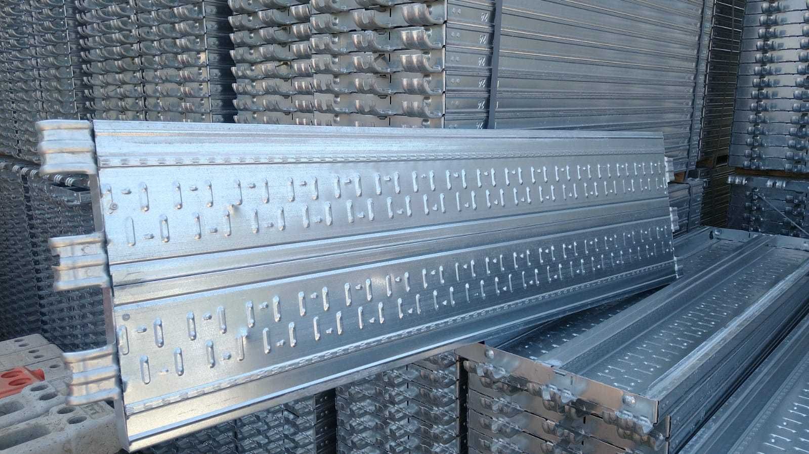 Super oferta la schele fixe de fatada