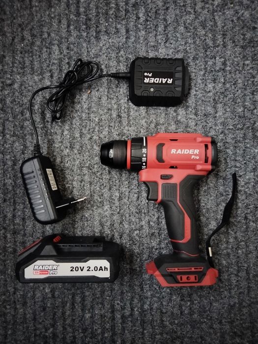 Акумулаторен безчетков винтоверт Raider RDP-PBCDI20, R20