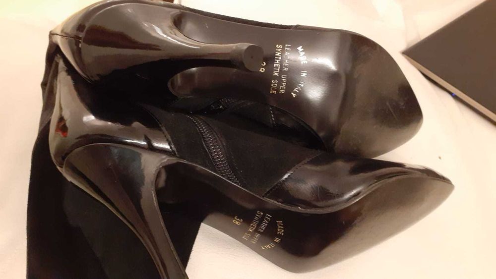 Cizme lungi din piele naturala intoarsa