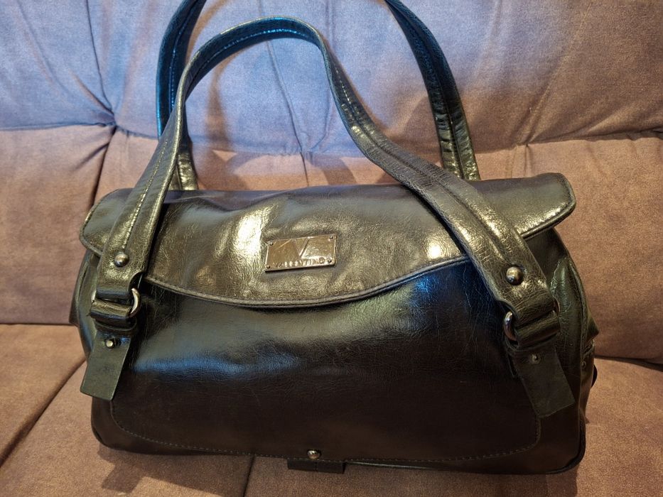 Valentino дамска чанта естествена кожа