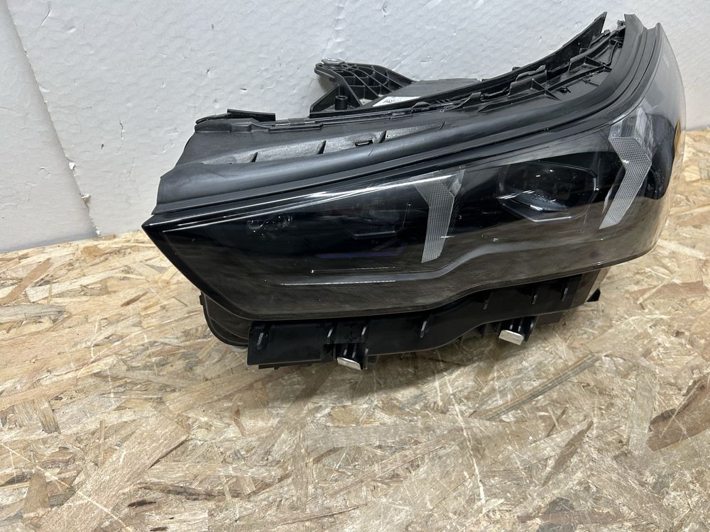 Far faruri bmw G60 seria 5 full led adaptiv shadow 2024-2025 stanga