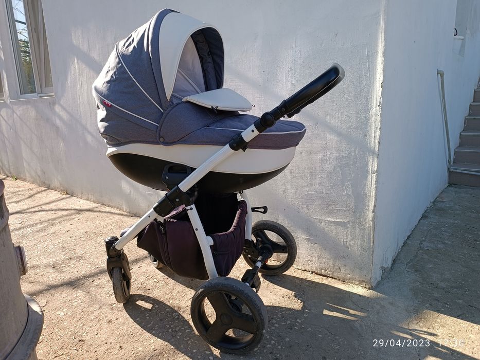 Детска количка BUBA 3в1 в добро състояние, с нормални следи от употреб