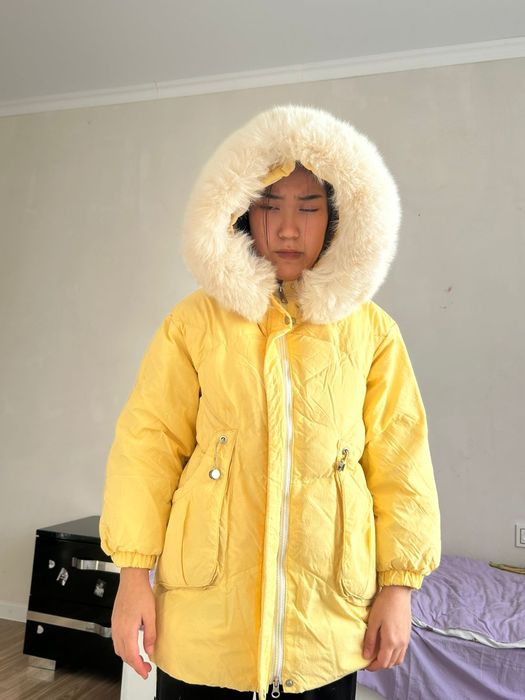 Куртка 8-10лет, кремовый цвет 44-46 р.