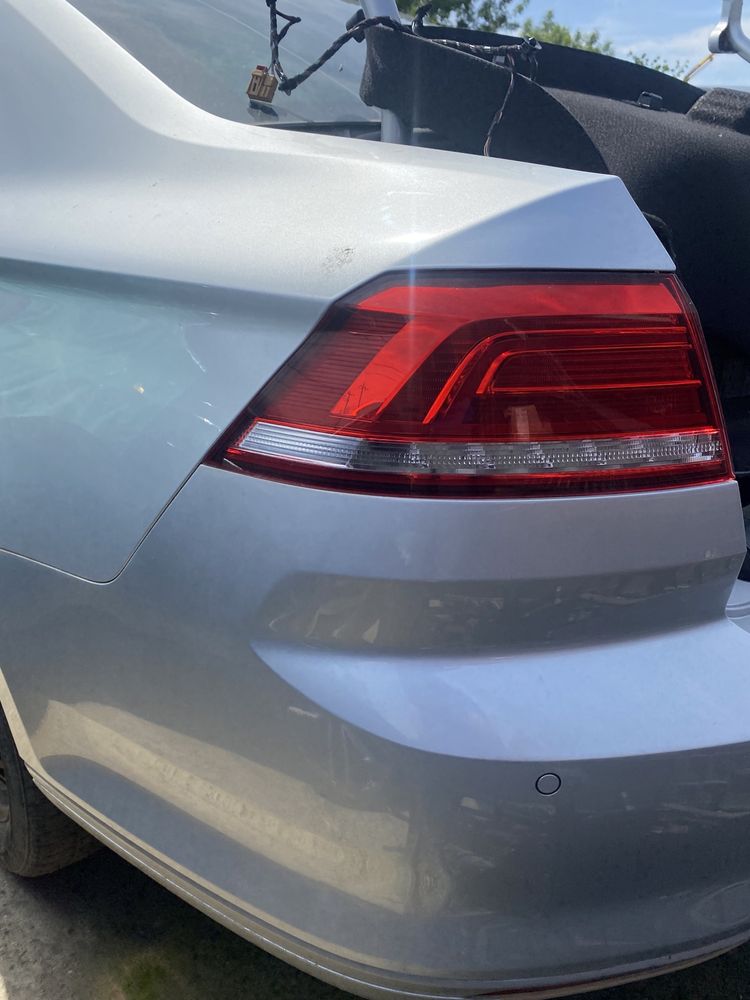 Stop stânga Volkswagen Passat B8 berlină