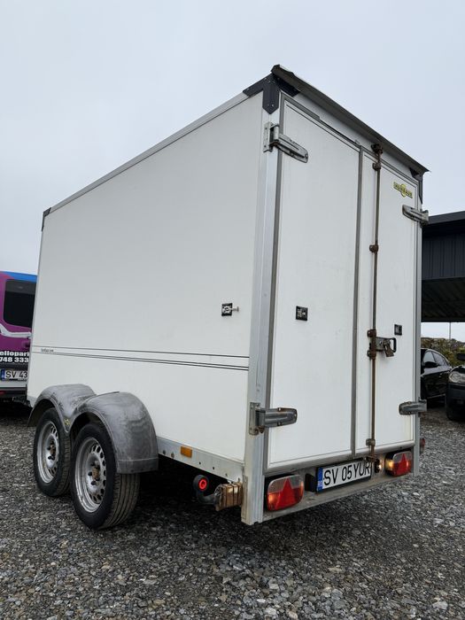 Remorca inchisa/carosata/izoterma/cub