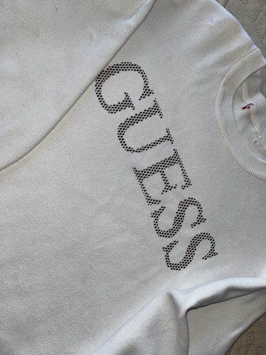 Зимен пуловер Guess