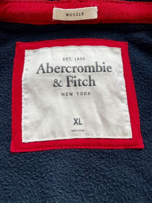 Яке на Abercrombie&Fitch