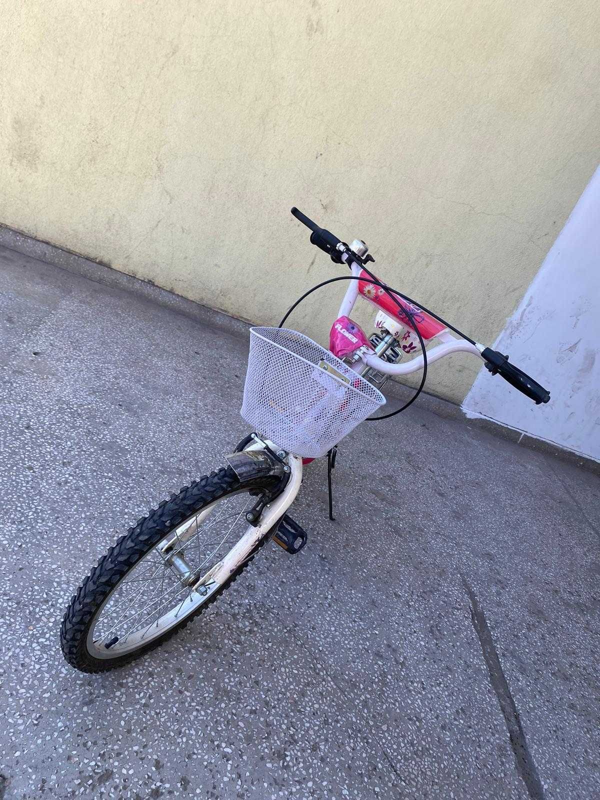 Bicicleta fetita