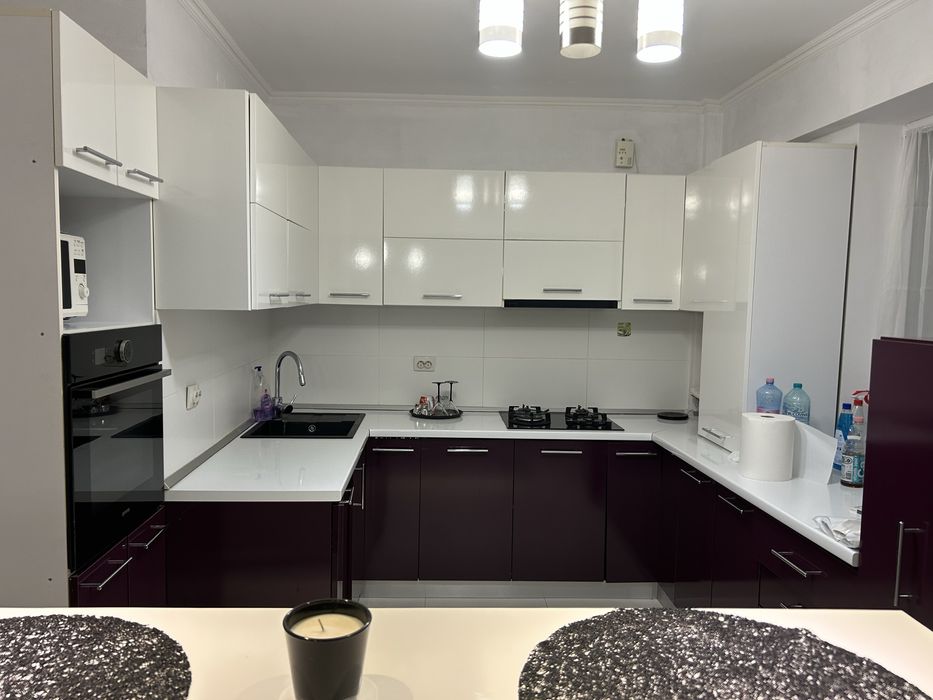 Inchiriez apartament 4 camere