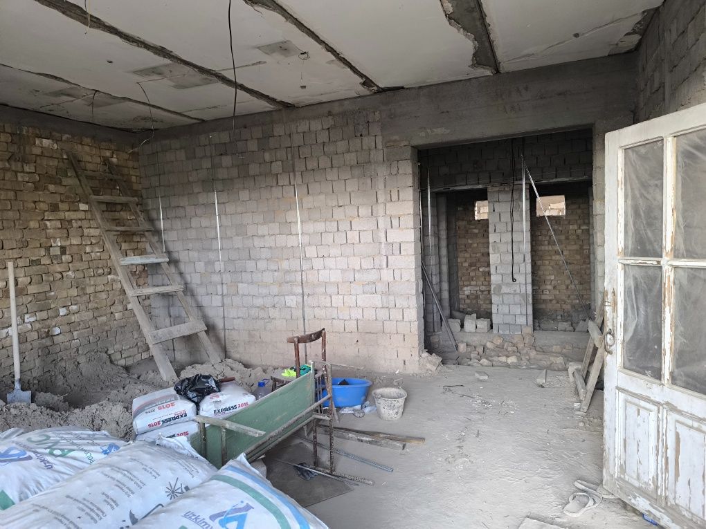 Срочно Продаётся дом коробка 2 сотих, 4 комнаты+ кухня+ подвал