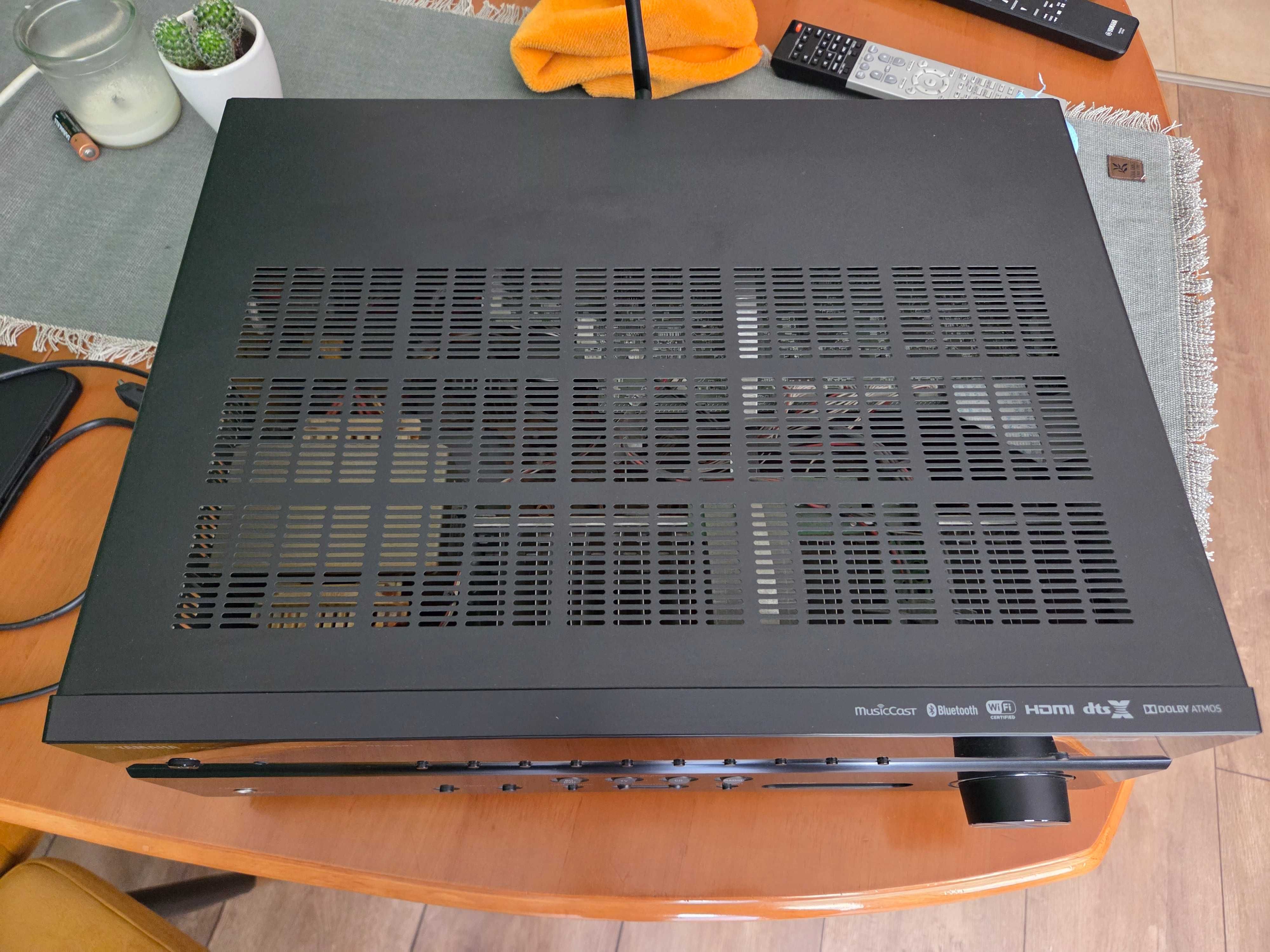 Receiver Yamaha RX-V681 7.2 в отлично състояние