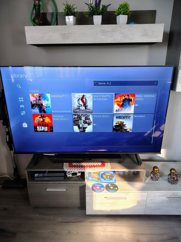 ps 4 500г...23 игри  2 контролера