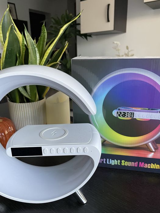 Lampa Smart MultiColor, Ceas, Boxa si Incarcator Wireless
