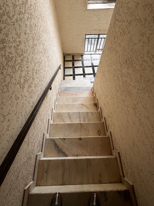 Коробка квартира сотилади ёки бартер, Олмазор