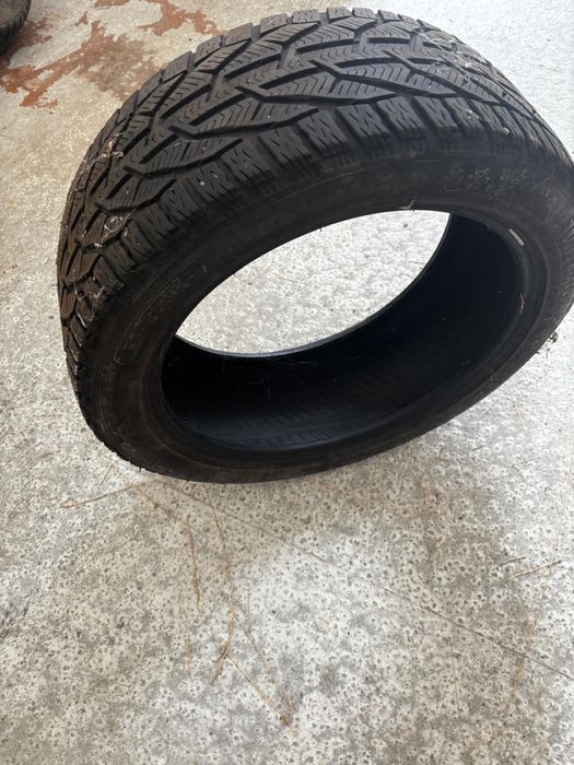 Cauciucuri iarna R18