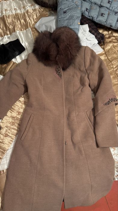 Новое Турецкое пальто, отдам по символической цене, брала за 45тысяч