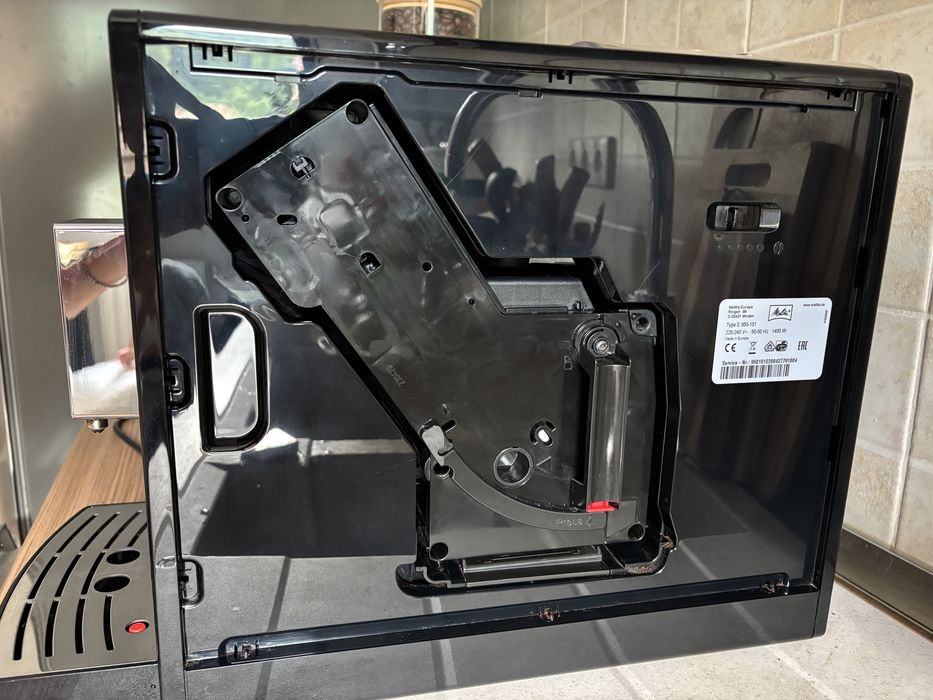 Espressor automat Mellita Solo negru