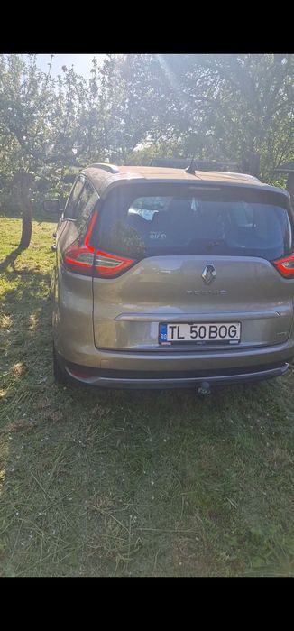 9000  euro Grand scenic 4 7 locuri automat